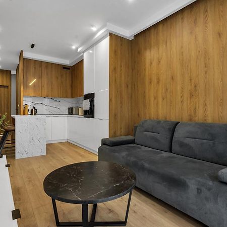 Lotnisko Chopina Modern Apartment Βαρσοβία Εξωτερικό φωτογραφία