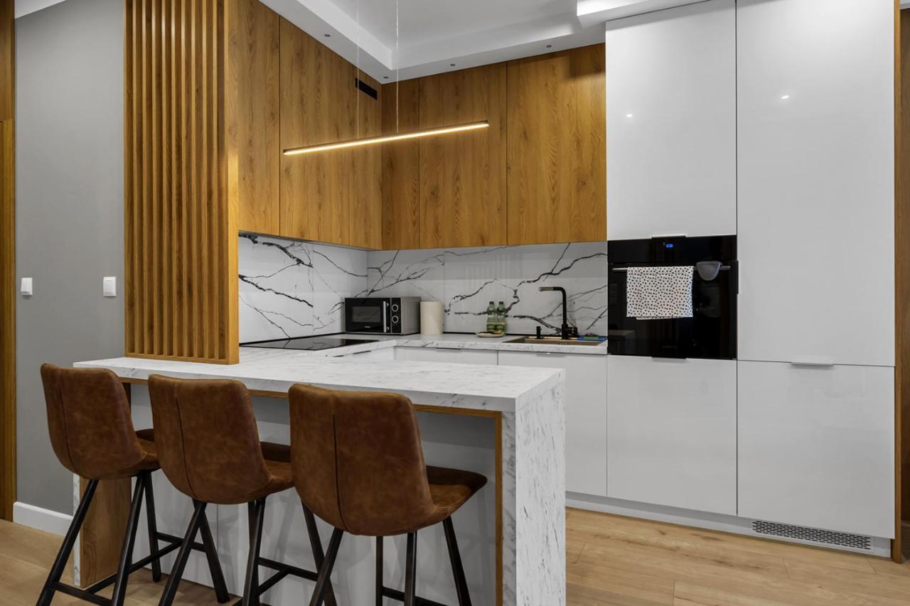 Lotnisko Chopina Modern Apartment Βαρσοβία Εξωτερικό φωτογραφία
