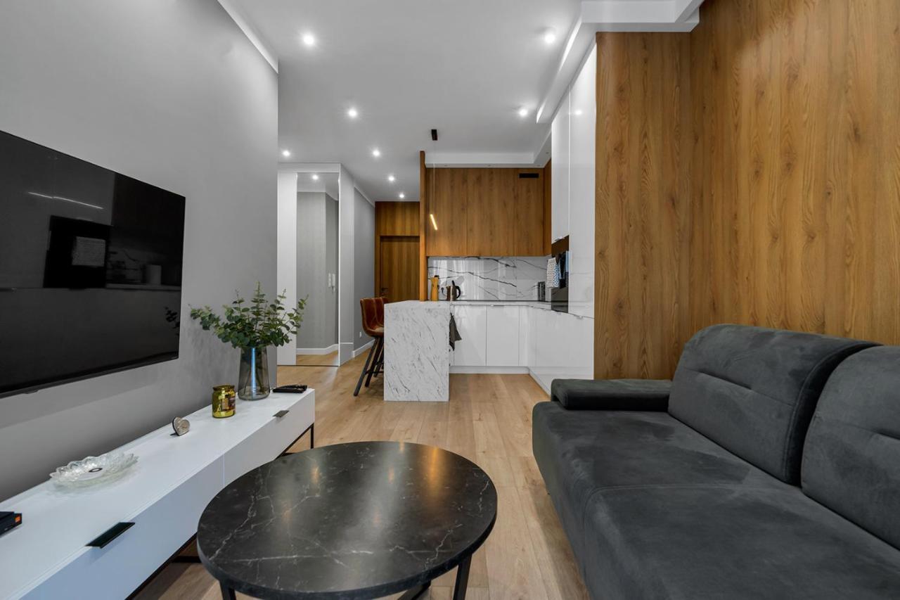 Lotnisko Chopina Modern Apartment Βαρσοβία Εξωτερικό φωτογραφία